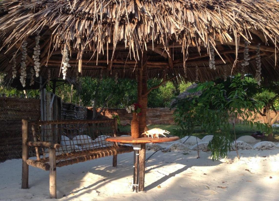 Mfumbwi Lodge ジャンビアニ エクステリア 写真