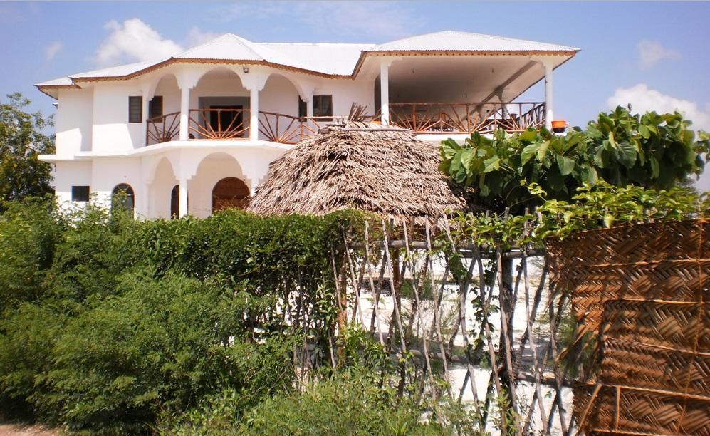Mfumbwi Lodge ジャンビアニ エクステリア 写真